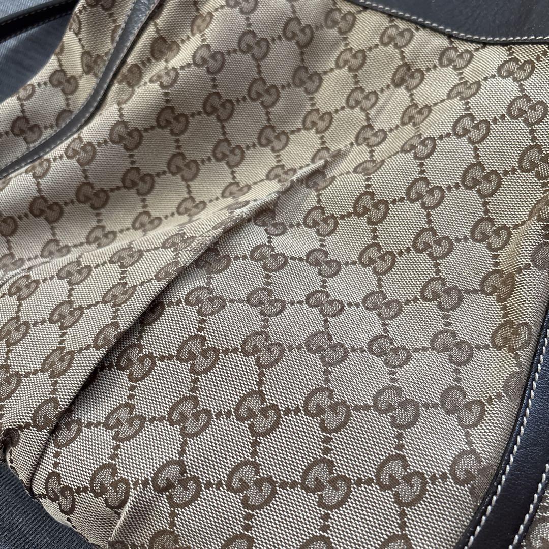 Gucci GGキャンバス ショルダーバッグ