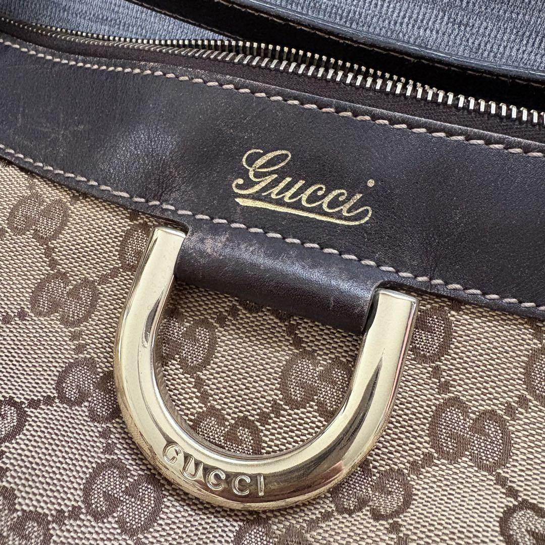 Gucci GGキャンバス ショルダーバッグ