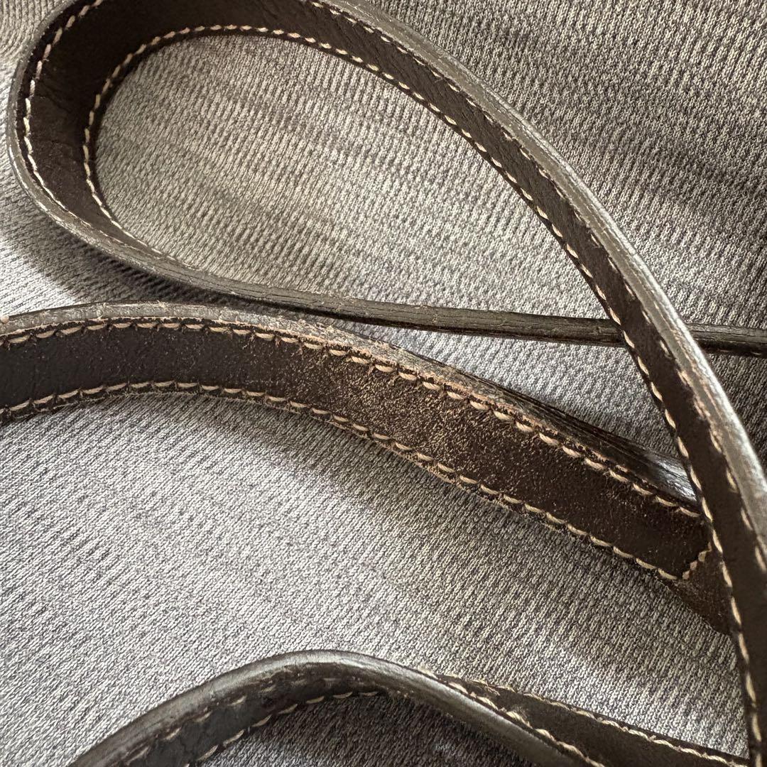 Gucci GGキャンバス ショルダーバッグ