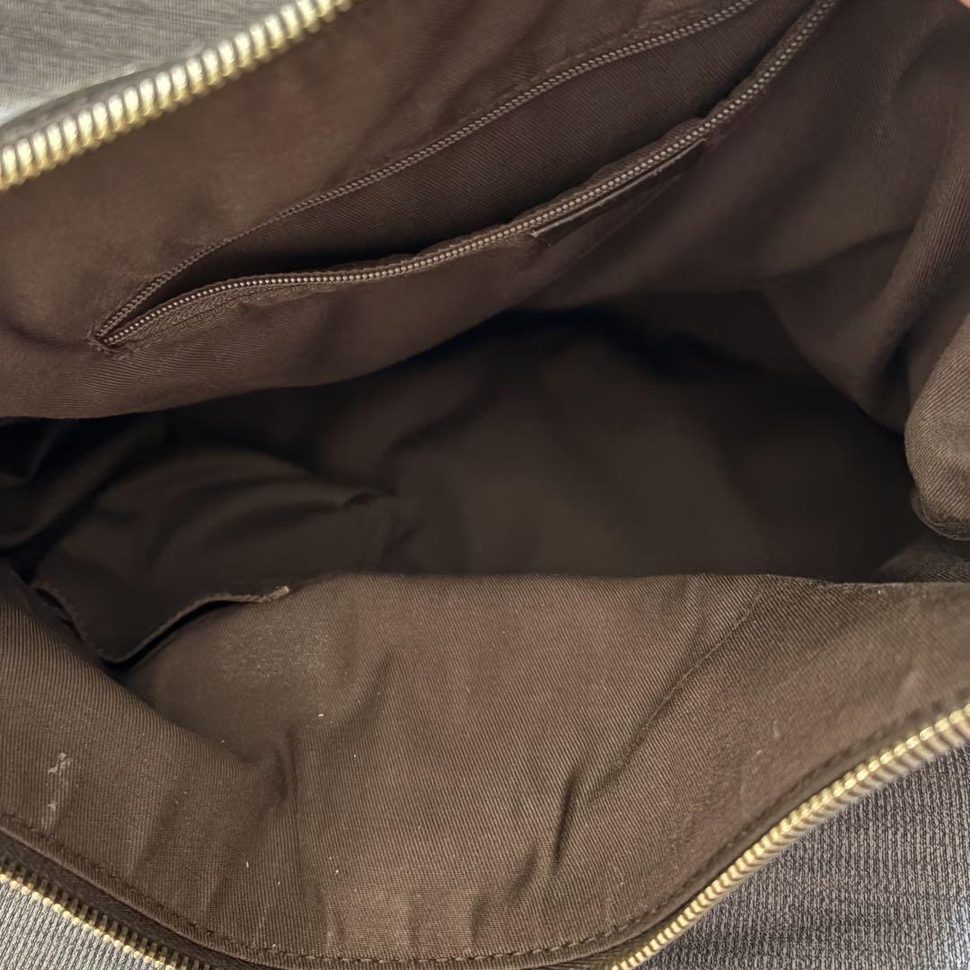 Gucci GGキャンバス ショルダーバッグ