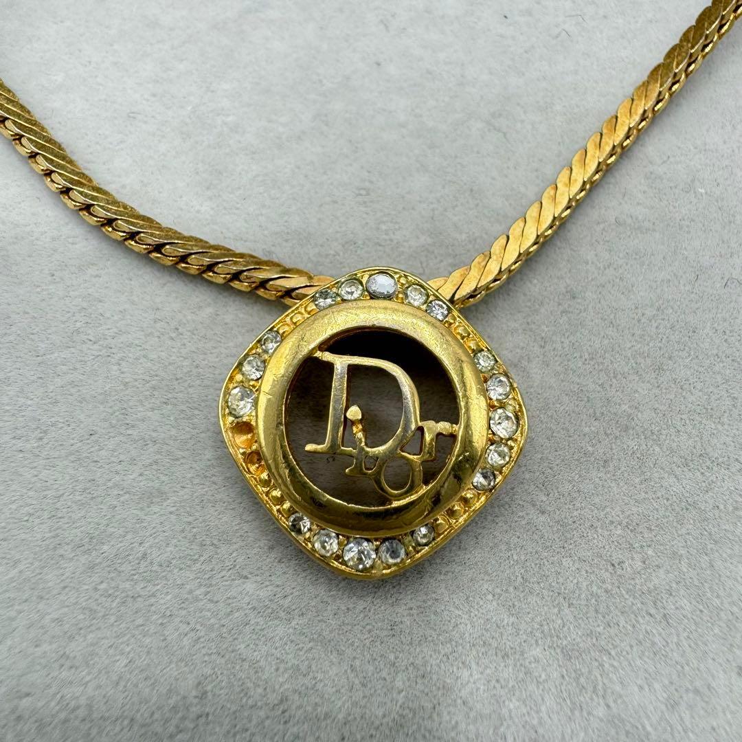 お買い得】Dior ゴールドネックレス ロゴ ストーン付き ヴィンテージ
