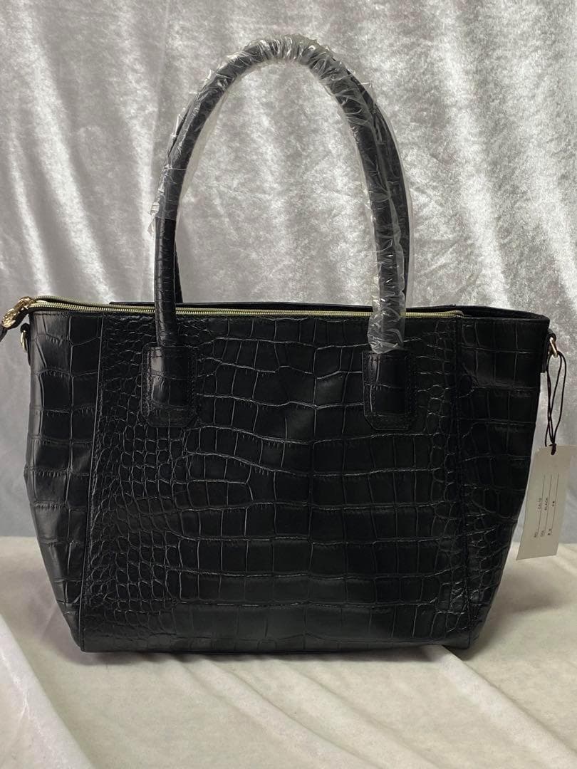 お買得限定品☆夏売れ筋 【美品】cat in the closet クロコ押し牛革