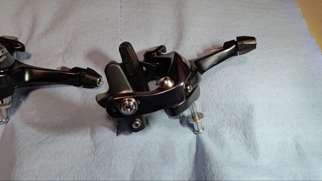 SHIMANO 105 BR-5700 キャリパーブレーキ　前後セット