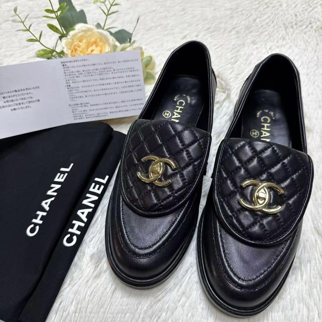 シャネル CCターンロック ローファー