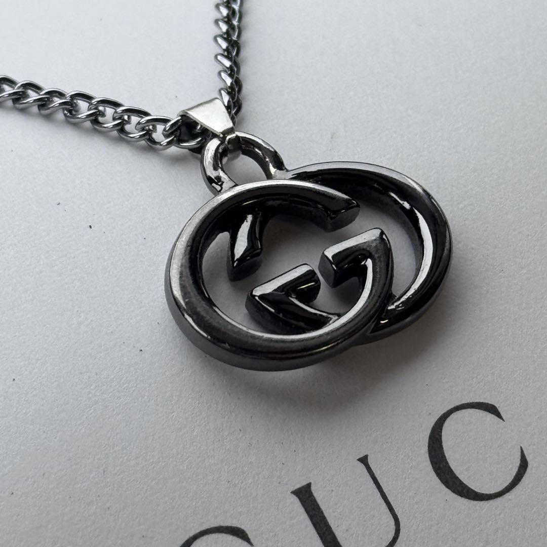 GUCCI グッチ