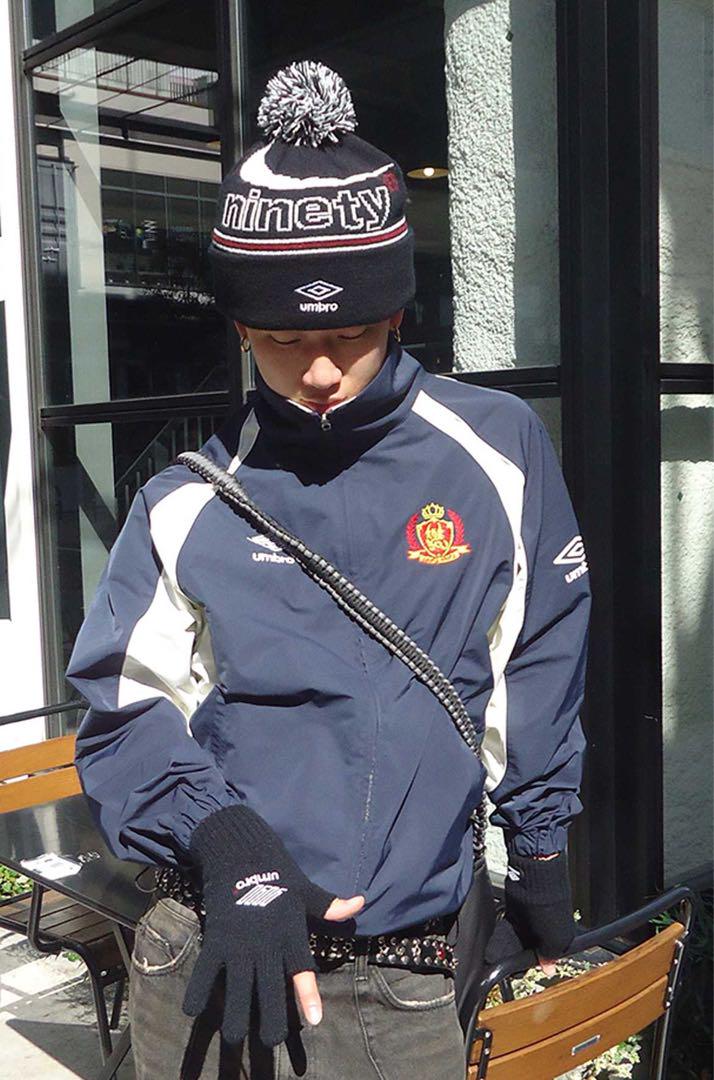 9090 x umbro Emblem Nylon Jacket NAVY 9090 x umbro Emblem Nylon Jacket NAVY