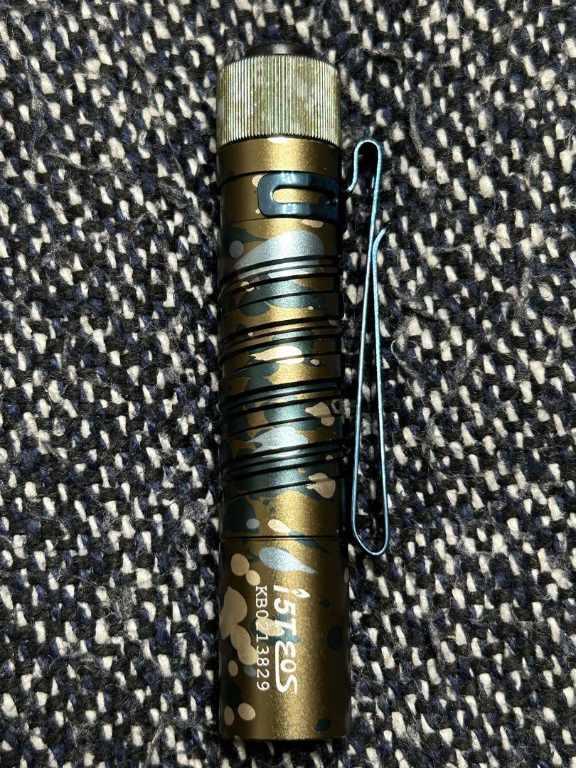 OLIGHT (オーライト) i5T EOS カモフラージュ