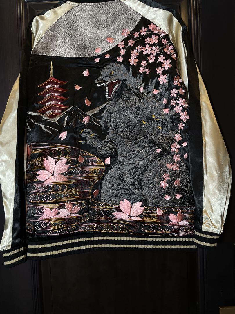 月下桜 ゴジラ