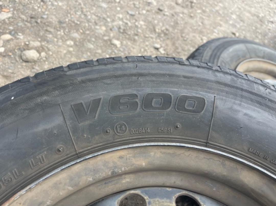 ☆200系ハイエース用ブリジストン タイヤ＋純正スチール☆195/80R15
