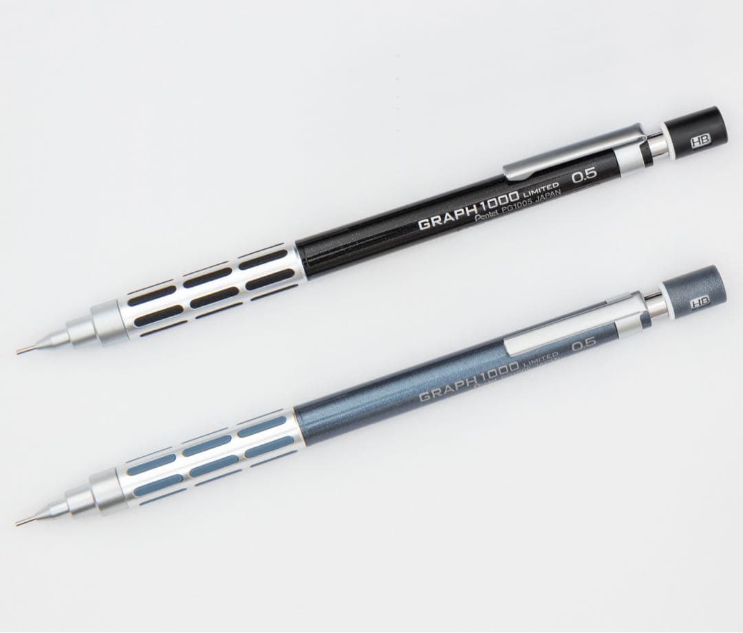 グラフ1000 0.5mm 2本 パールブラック パールブルーぺんてる