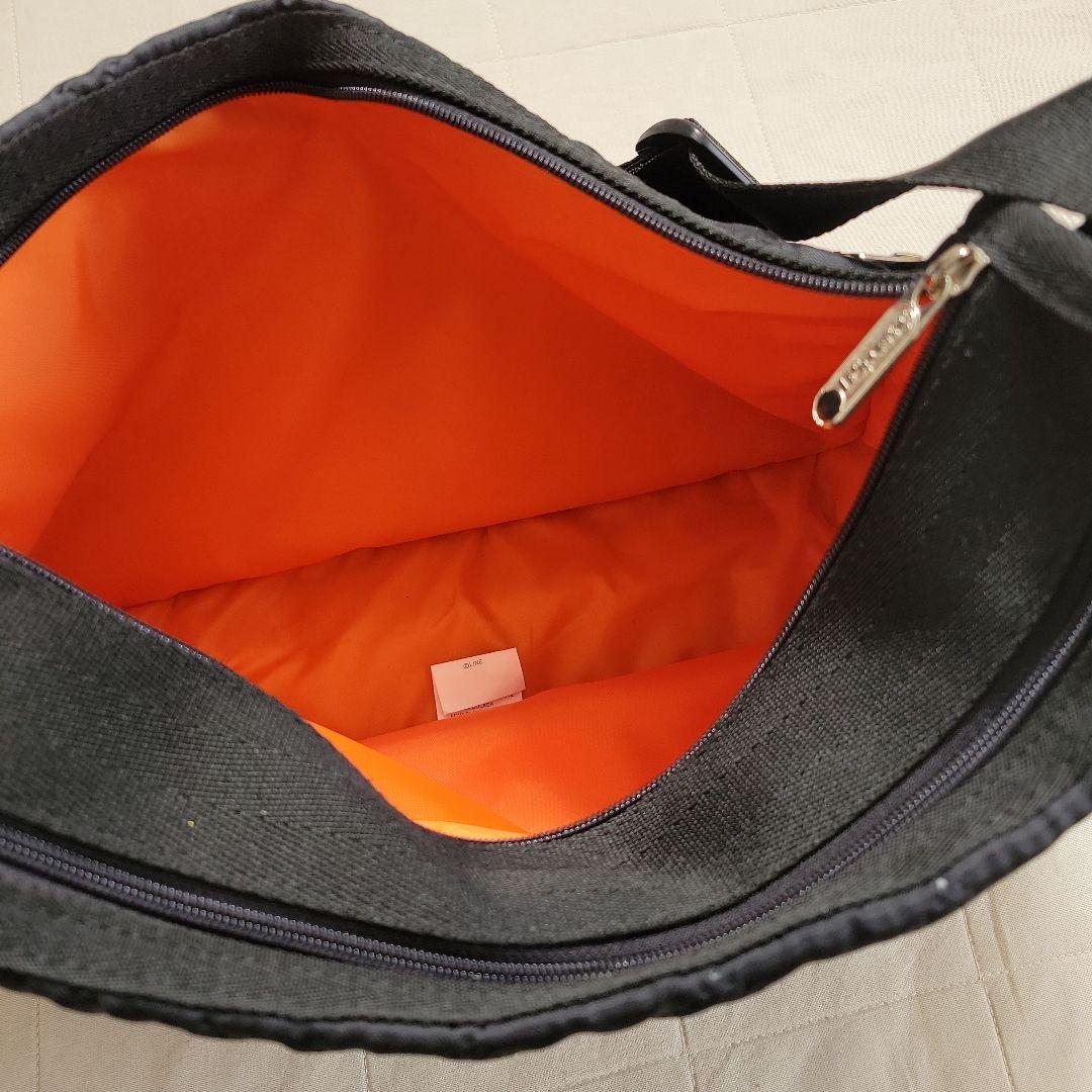 美品LeSportsac レスポートサックショルダーバッグ 黒 - メルカリ
