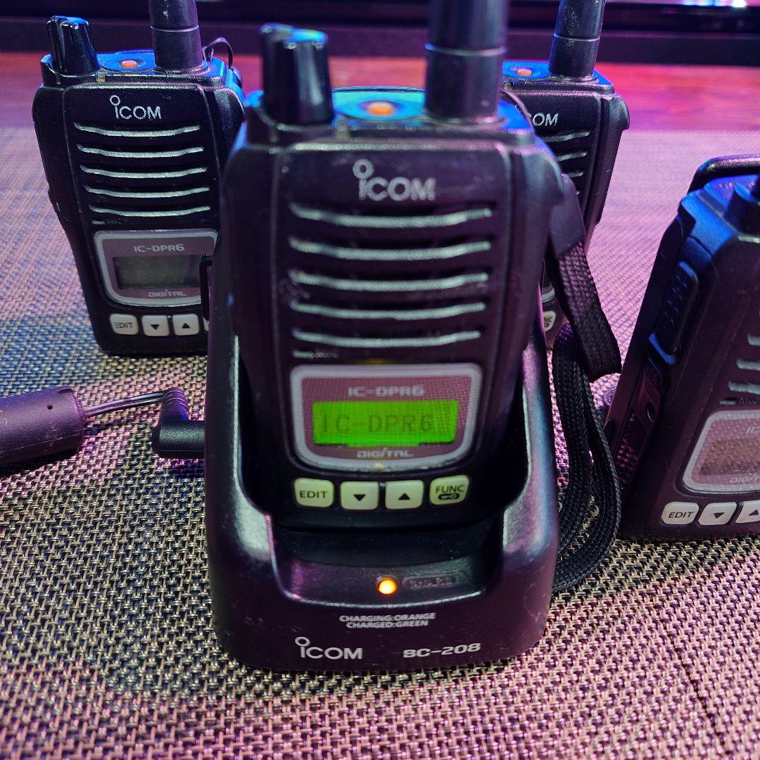 ICOM IC-DPR6 4台 専用充電台BC-208 1台 ICOM IC-DPR6 4台 専用充電台BC-208 1台