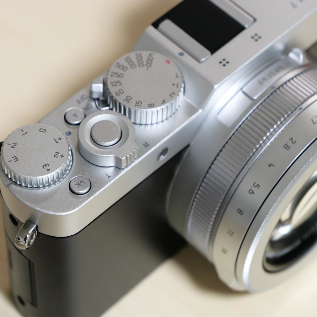【専用】美品 ライカ LEICA D-LUX7 シルバー 画像6