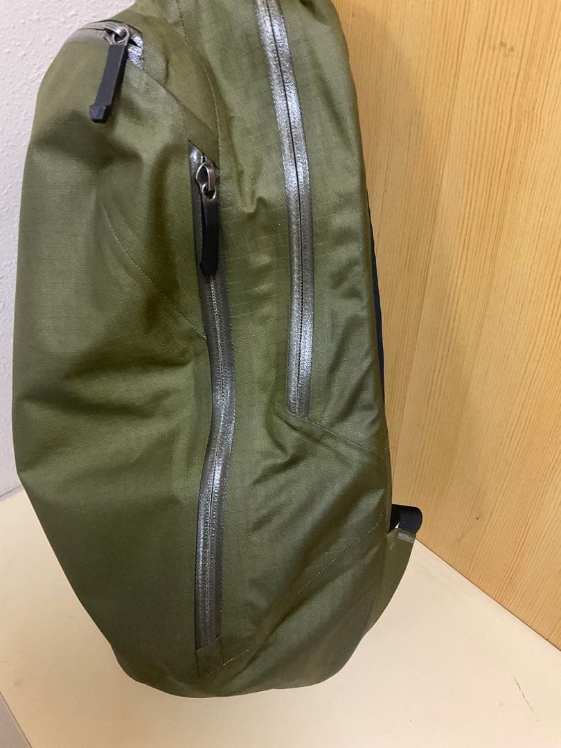 アークテリクス　GRANVILLE 16 ZIP Bushwhack 旧モデル