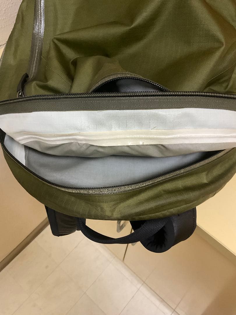 アークテリクス　GRANVILLE 16 ZIP Bushwhack 旧モデル