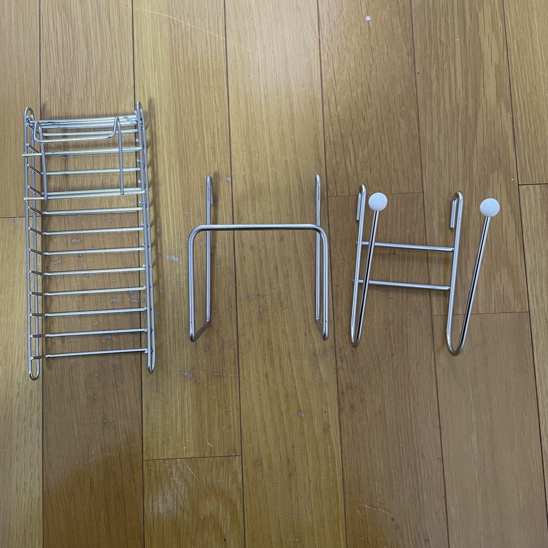 【設置のみ未使用品】突っ張り 水切りラック 燕三条【付属パーツ付き】