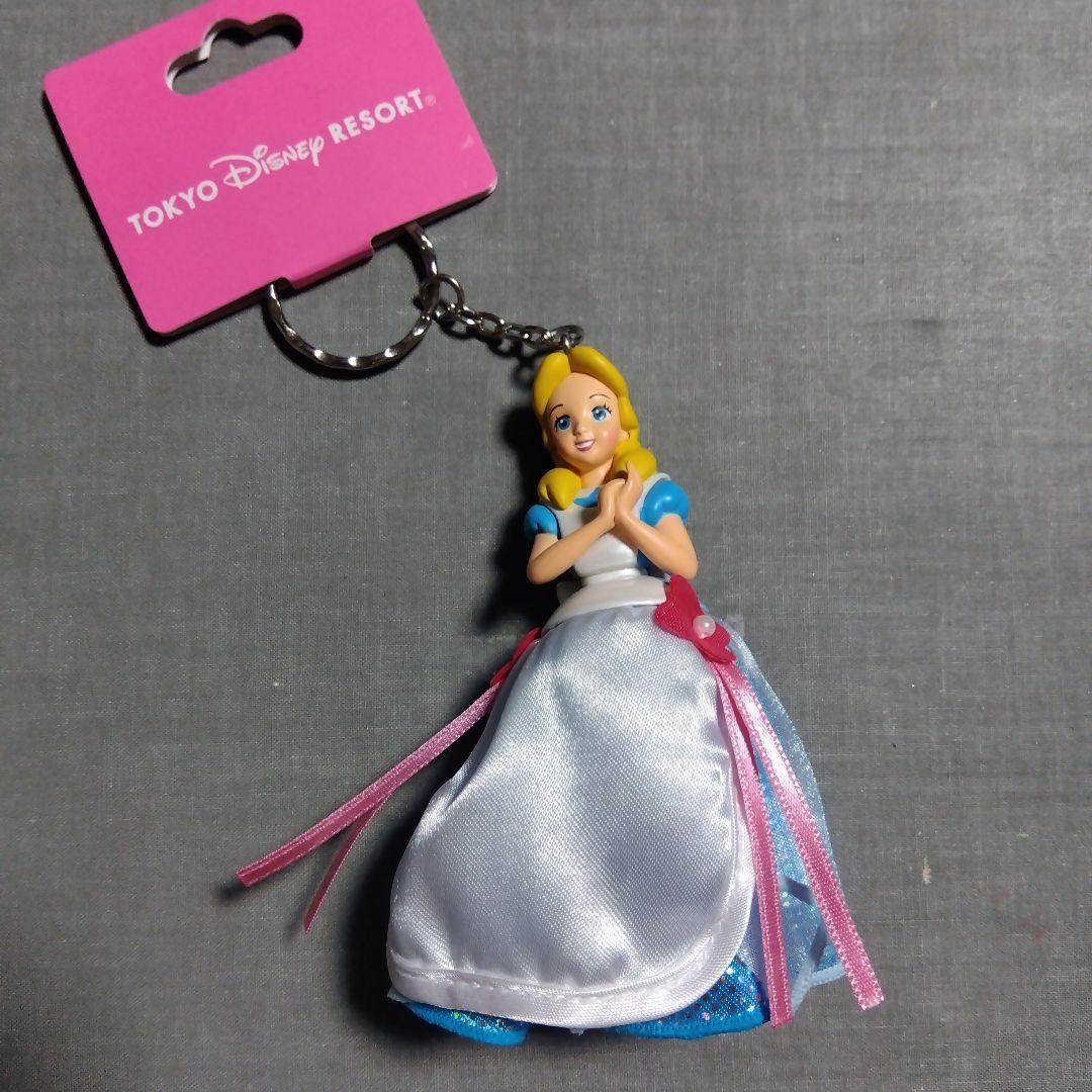 クリップ　アリス　ディズニー　キーホルダーにしてもオシャレかも クリップ アリス ディズニー キーホルダーにしてもオシャレかも