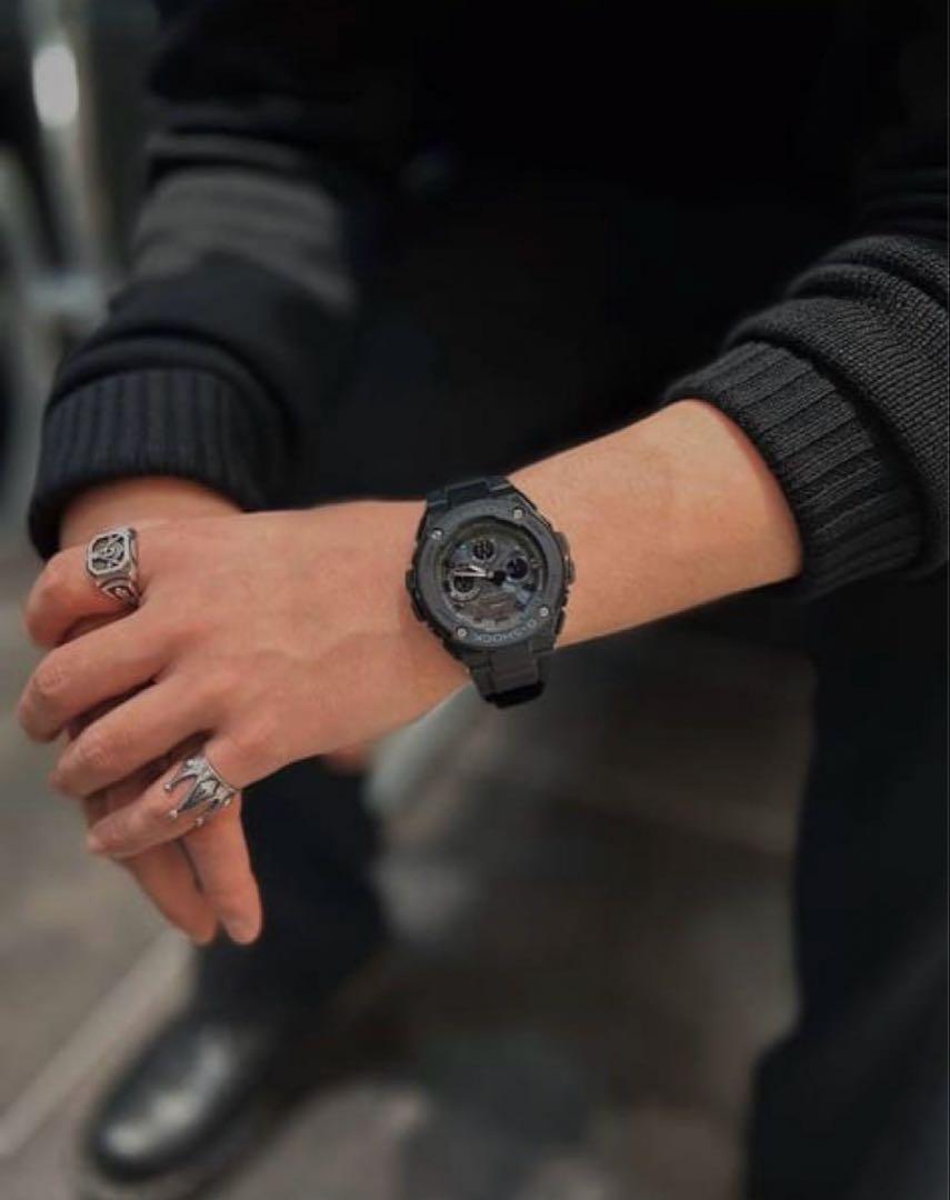 【極美品】CASIO G-SHOCK GST-S100G