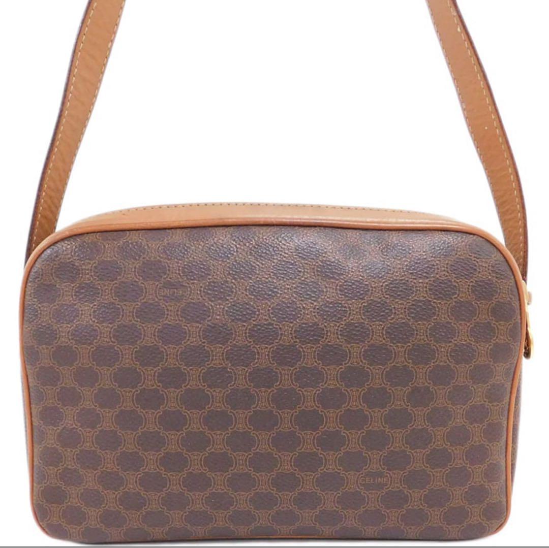 美品✨CELINE セリーヌブラウンショルダーバッグ 合成皮革 美品✨CELINE セリーヌブラウンショルダーバッグ 合成皮革