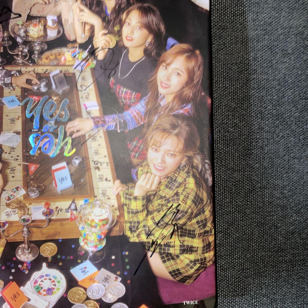 twice 直筆サイン入り Yahoo!オークション - TWICE 8人直筆サイン入り A4サイズ写真
