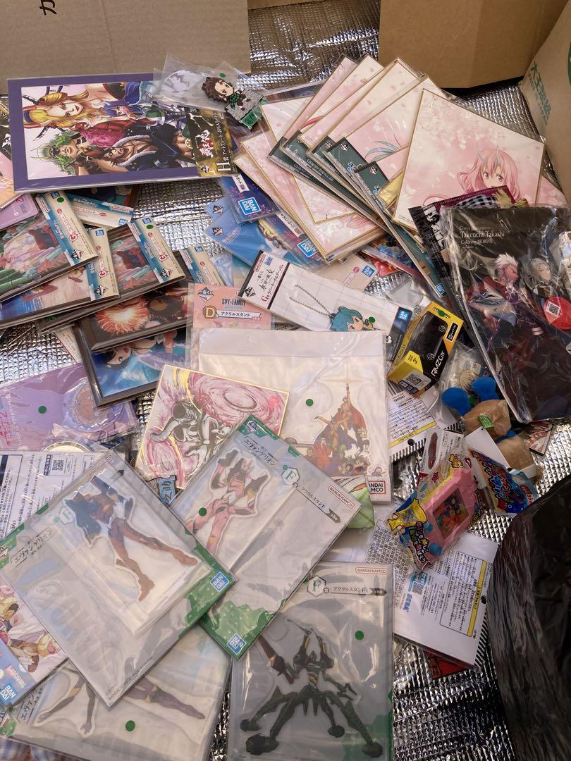アニメグッズ　まとめ売り　330点以上