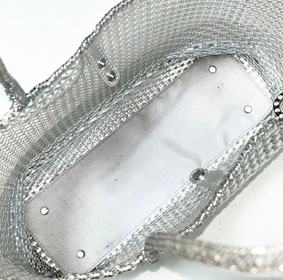 ANTEPRIMA イントレッチオ ワイヤーバッグ シルバー ポーチ付き ANTEPRIMA イントレッチオ ワイヤーバッグ シルバー ポーチ付き