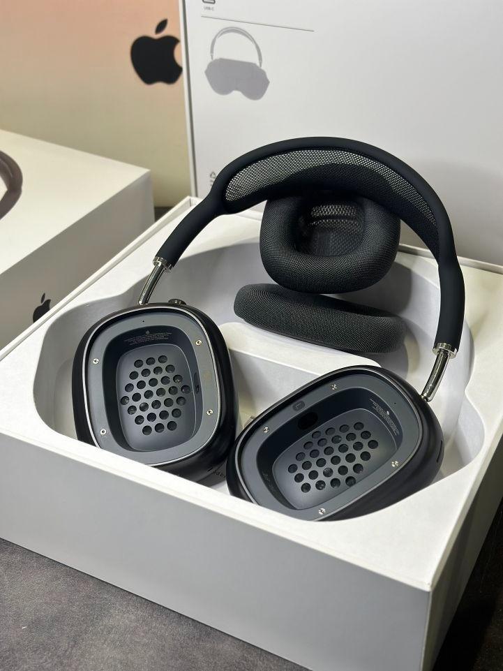 Apple AirPodsMax 第2世代（ミッドナイト）