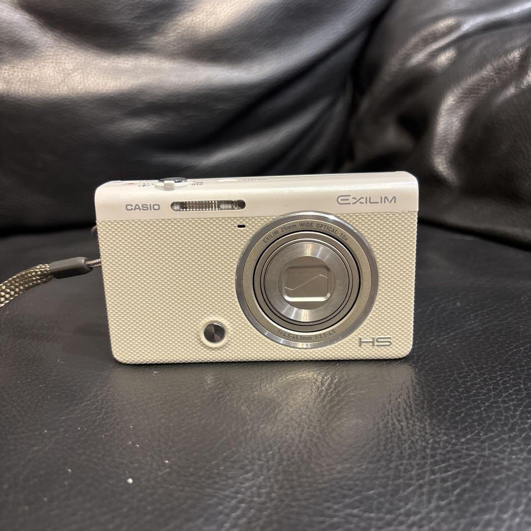 デジタルカメラ CASIO EXILIM EX-ZR50