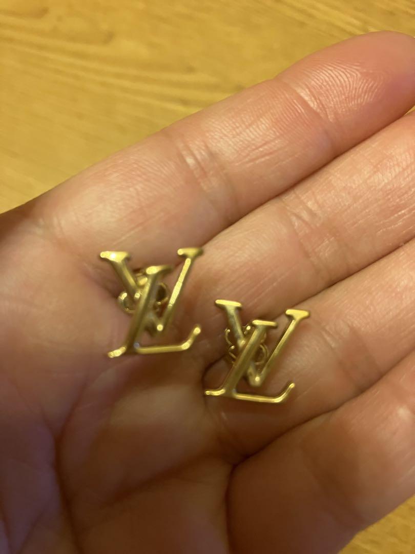 LOUIS VUITTON ゴールドLV アイコニック