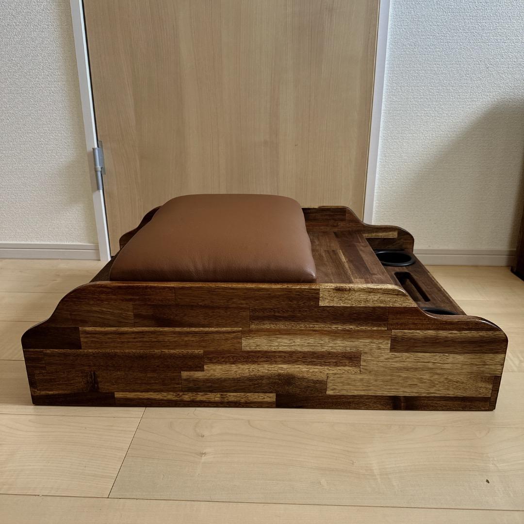 センターコンソールボックス