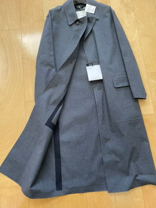 新品未使用品 マッキントッシュのゴム引きコートです。 年末の