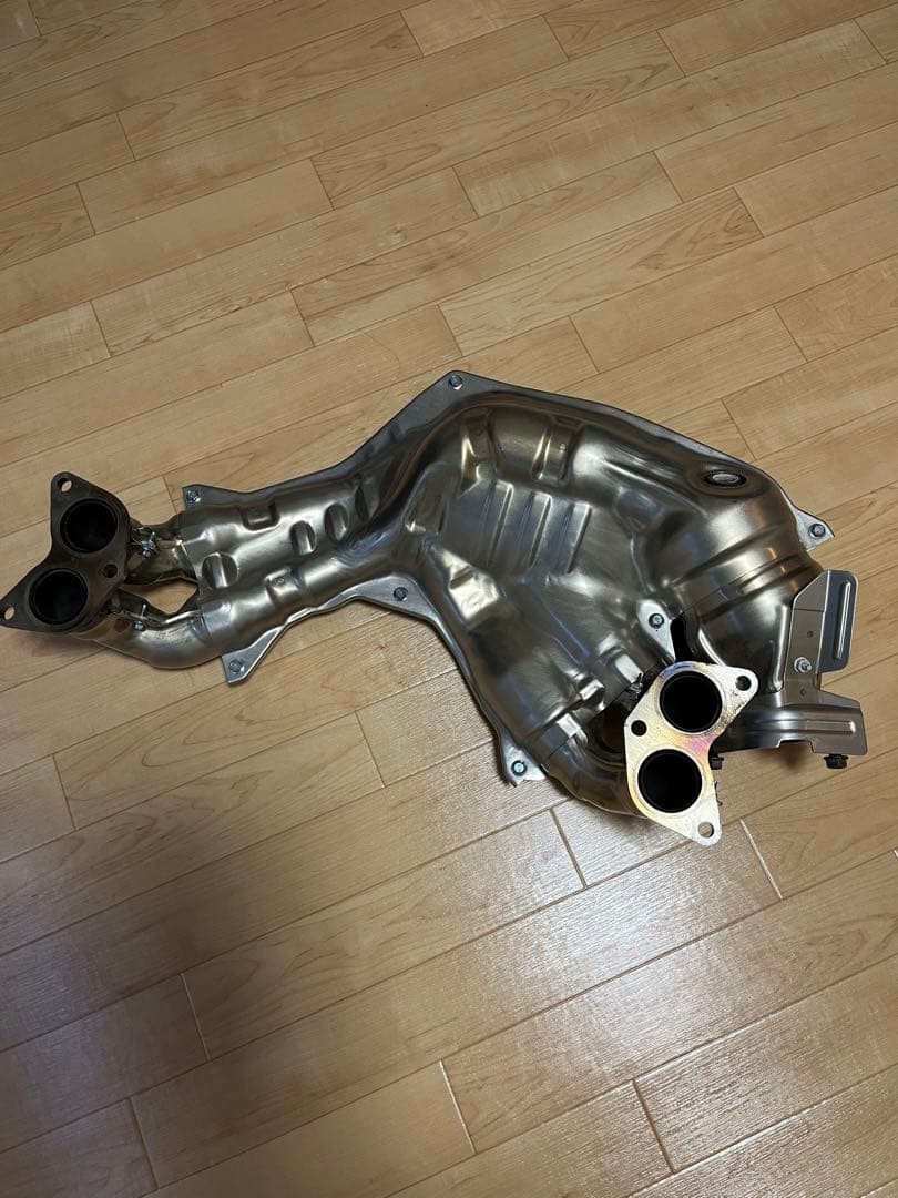 GR86 BRZ 純正エキマニ