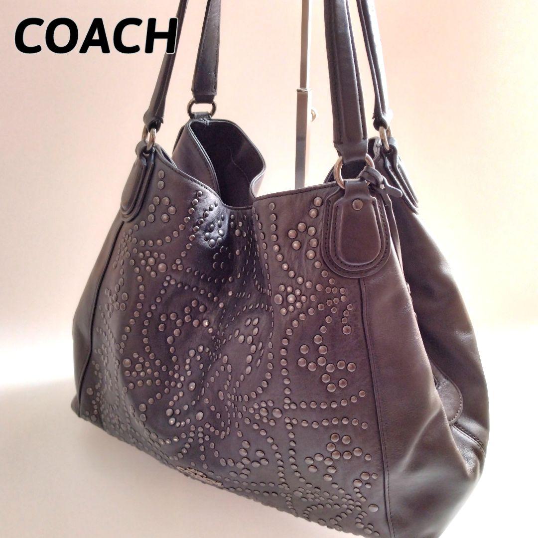 【美品】COACH　コーチ　トートバッグ　レザー　スタッズ　ホーボー　バンダナ
