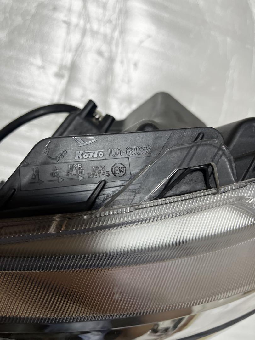 ムーヴキャンバス　LEDヘッドライト　左