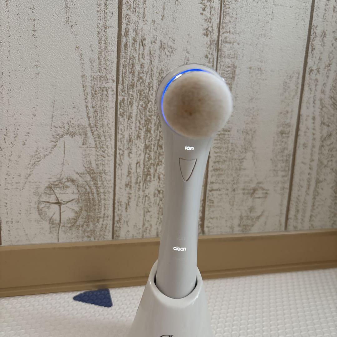 ReFa clear 洗顔ブラシ リファクリア - ReFa CLEAR :3D音波洗顔ブラシ | 商品情報