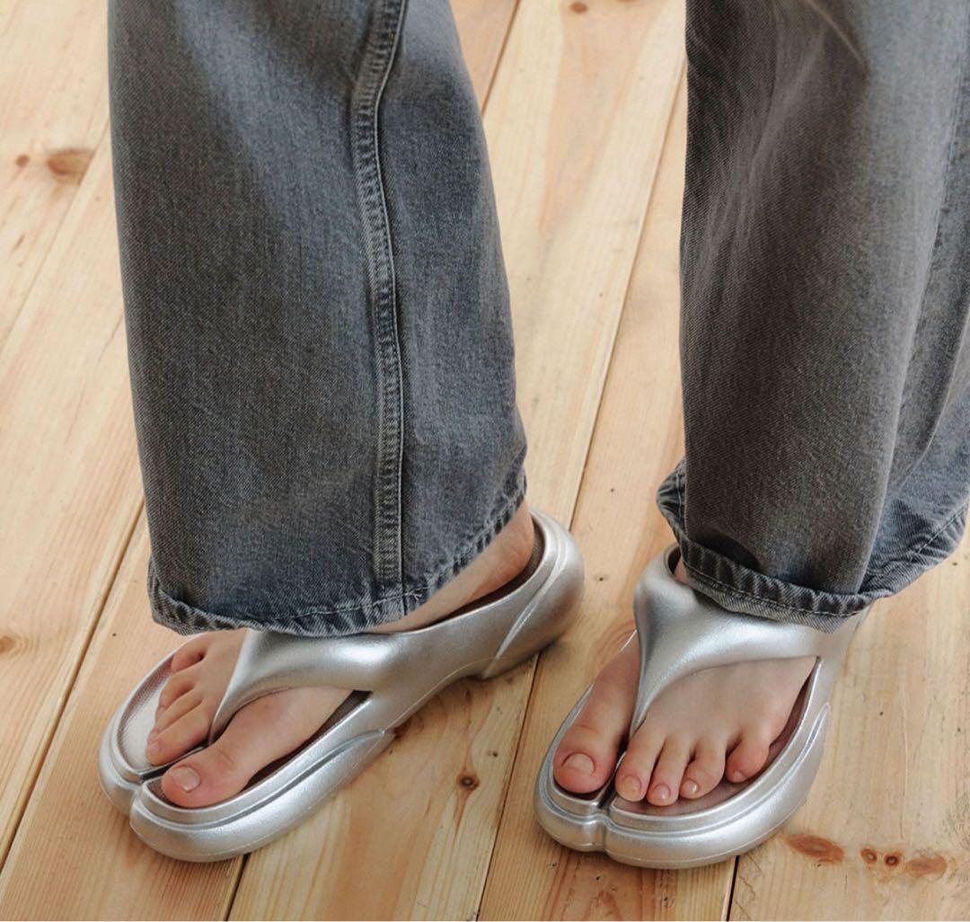 PAES New Flipflopサンダル 24cm