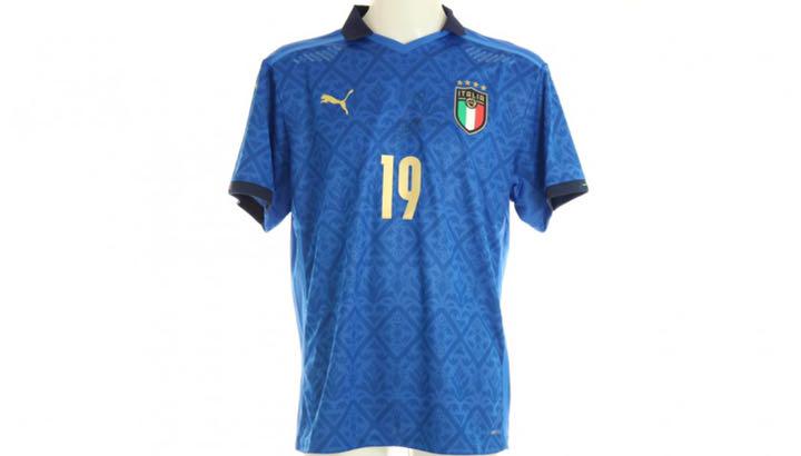 レオナルド ボヌッチ 2020 直筆サイン入り選手支給イタリア代表ユニフォーム Shop At Mercari From Japan Buyee Bot Online レオナルド ボヌッチ 2020 直筆サイン入り選手支給イタリア代表ユニフォーム Shop At Mercari From Japan Buyee Bot Online