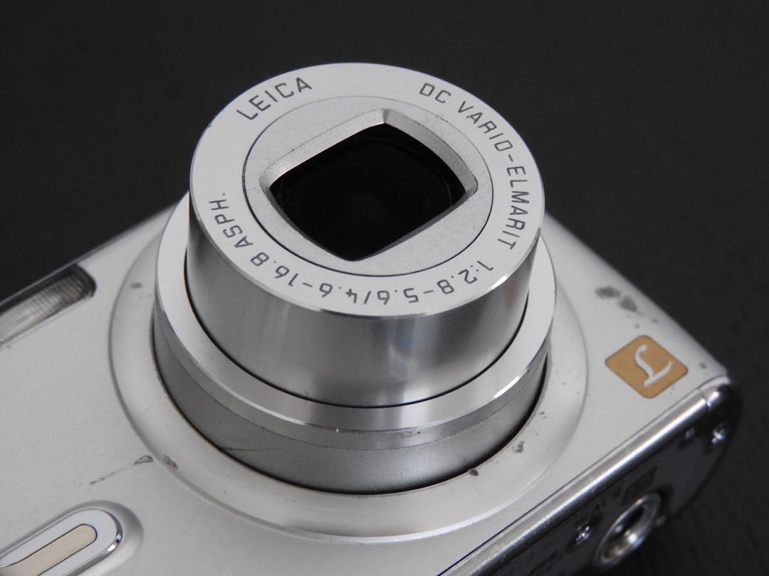 Panasonic LUMIX DMC-FX07 オールドデジカメCCDコンデジ