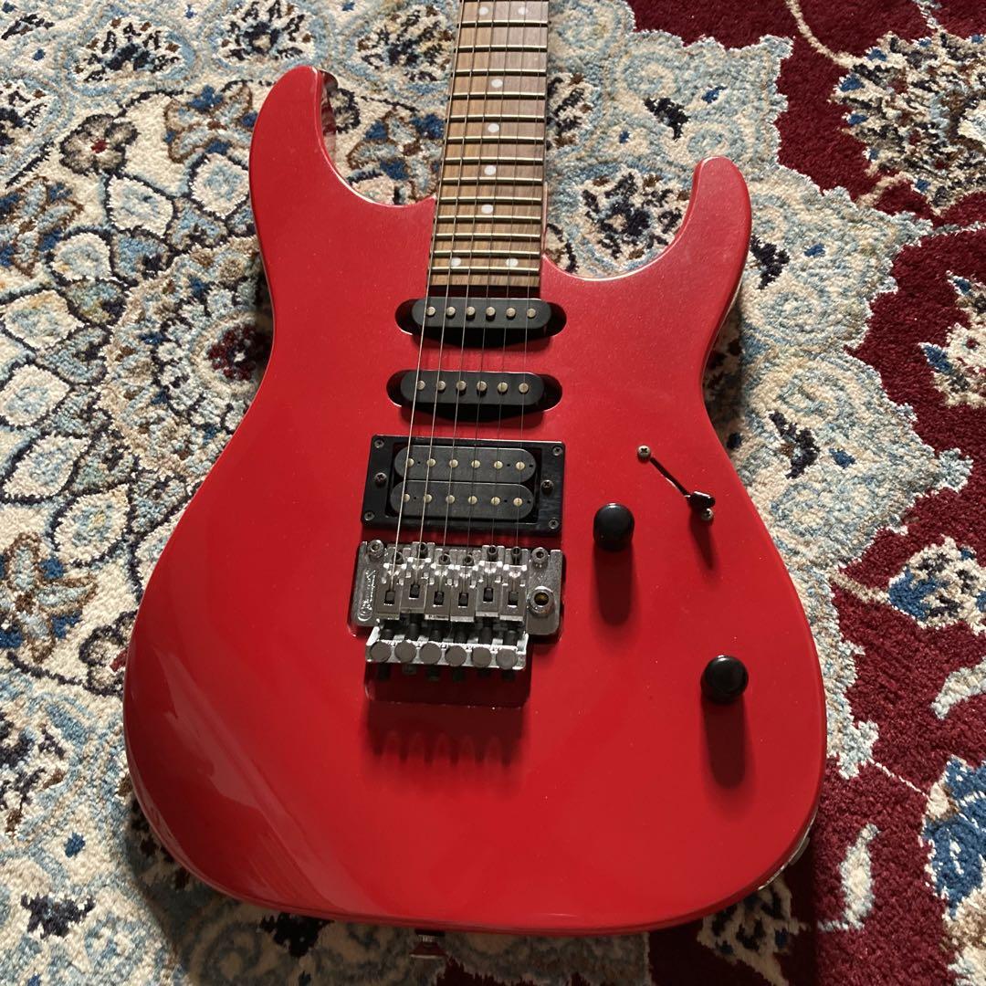 激レア　Charvel CDS-045 / Pearl Medium Red