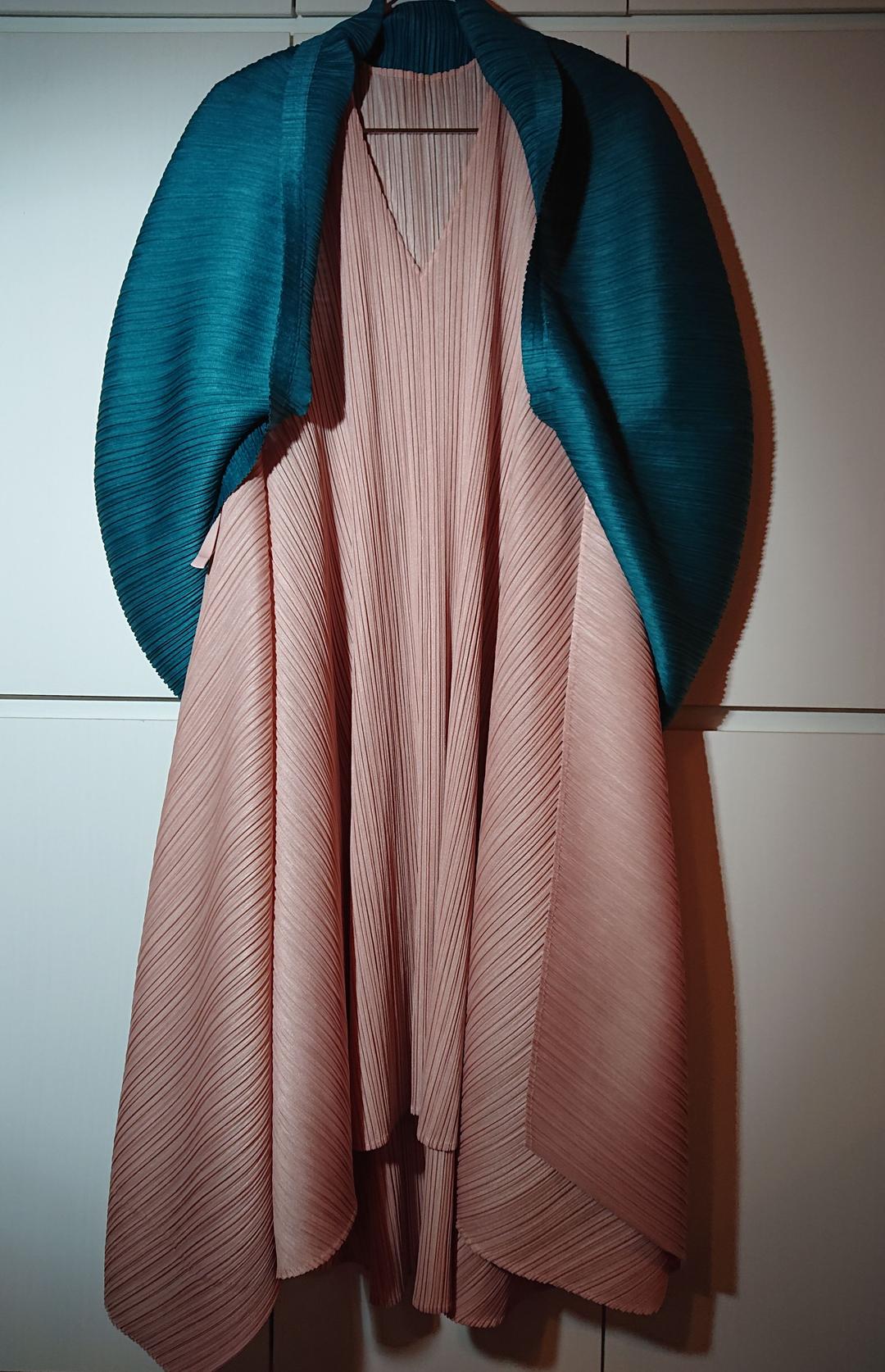 プリーツプリーズ グリーン PLEATS PLEASE 34uc9-m63106488527 トップス ボレロ 羽織 最安値挑戦