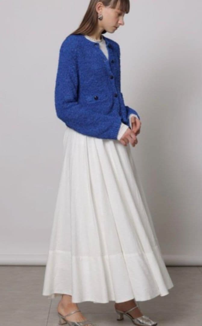 CADUNE　フレアスカート