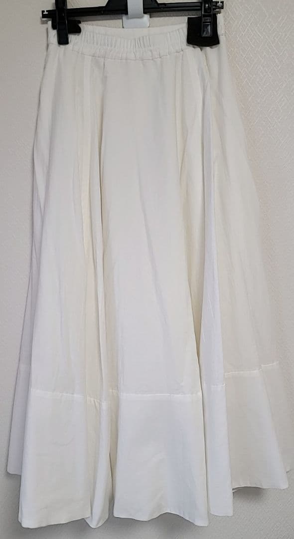 CADUNE　フレアスカート