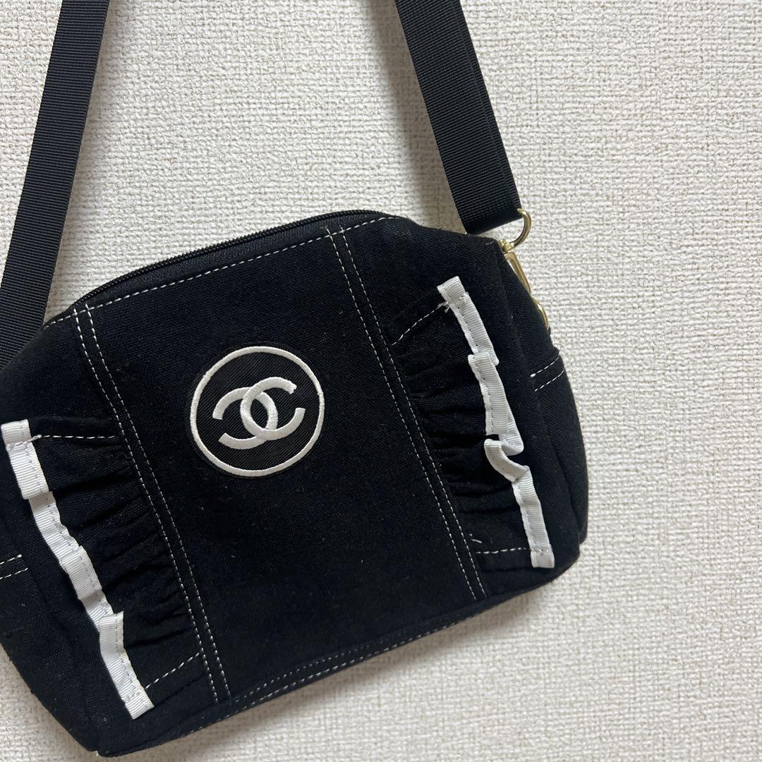 CHANEL ショルダーバッグ - バッグ安価
