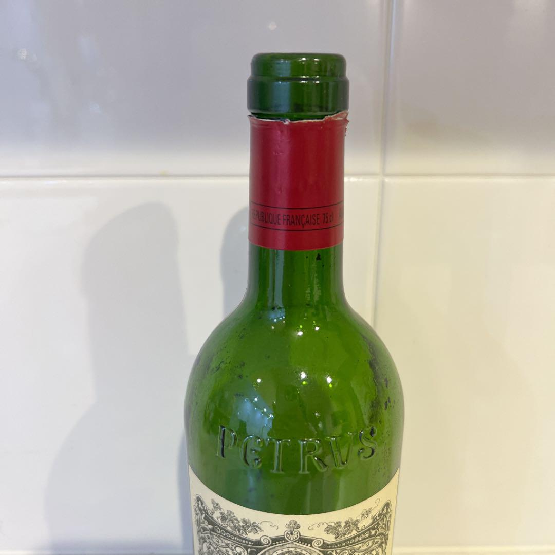 10499円 再入荷/予約販売! シャトー ペトリュス 1970年 空き瓶 10499円 再入荷/予約販売! シャトー ペトリュス 1970年 空き瓶