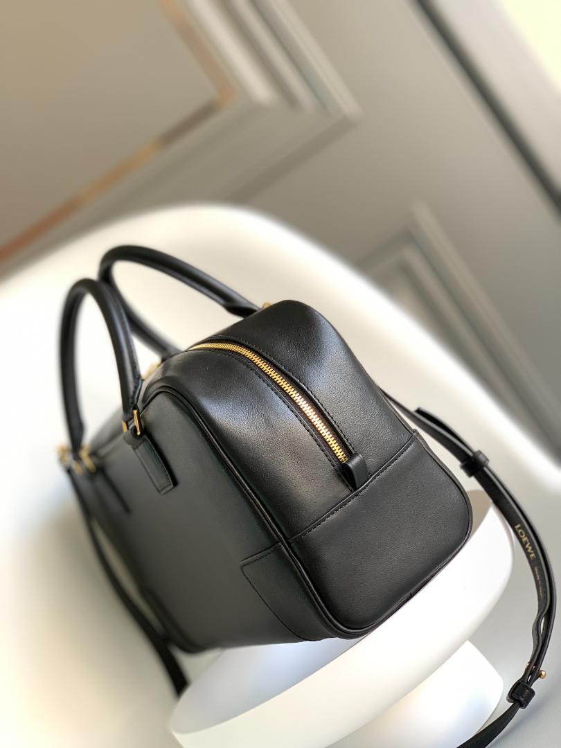 LOEWE ロエベ ハンドバッグ