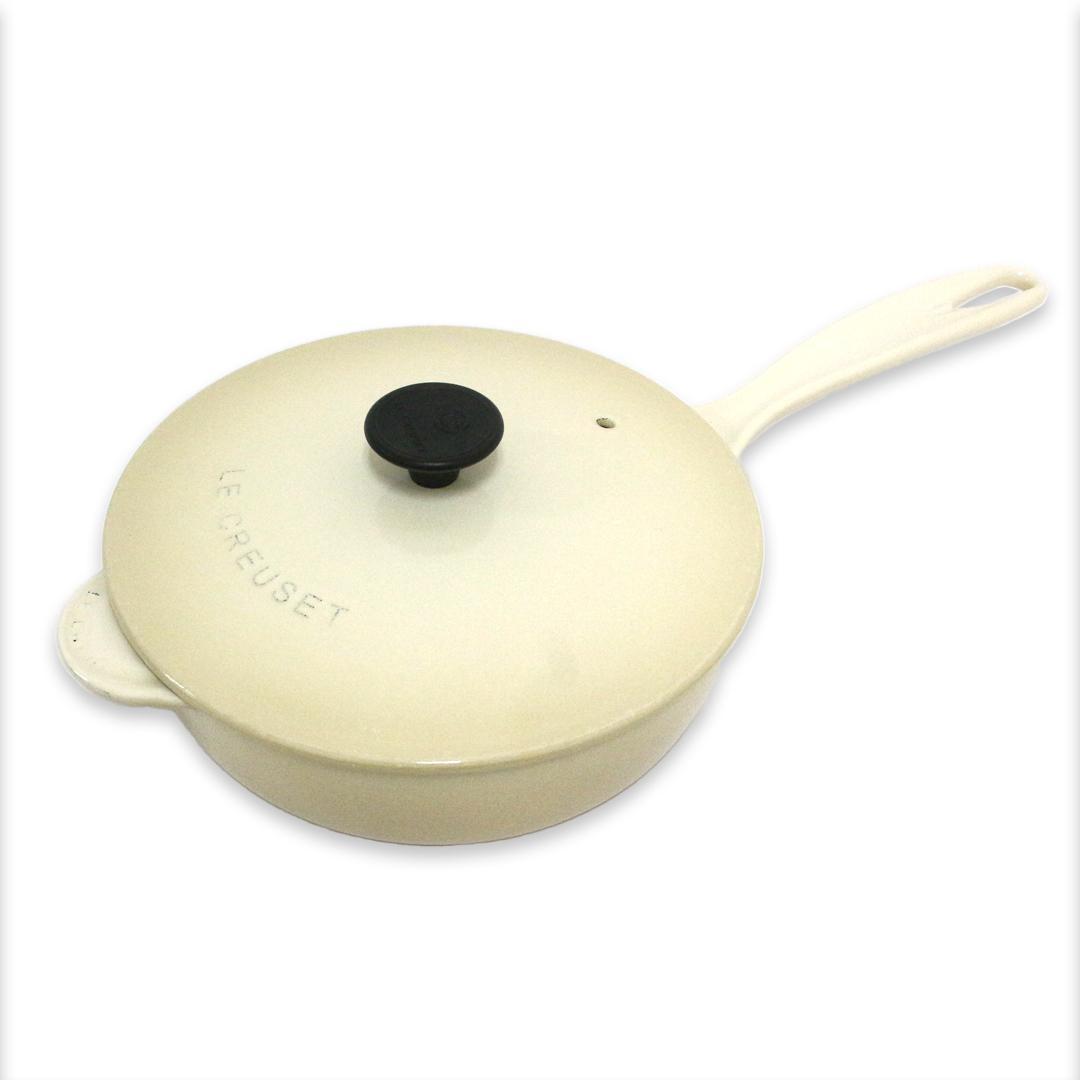 LE CREUSET ルクルーゼ ソーシエ 片手鍋 21cm デューン - メルカリ