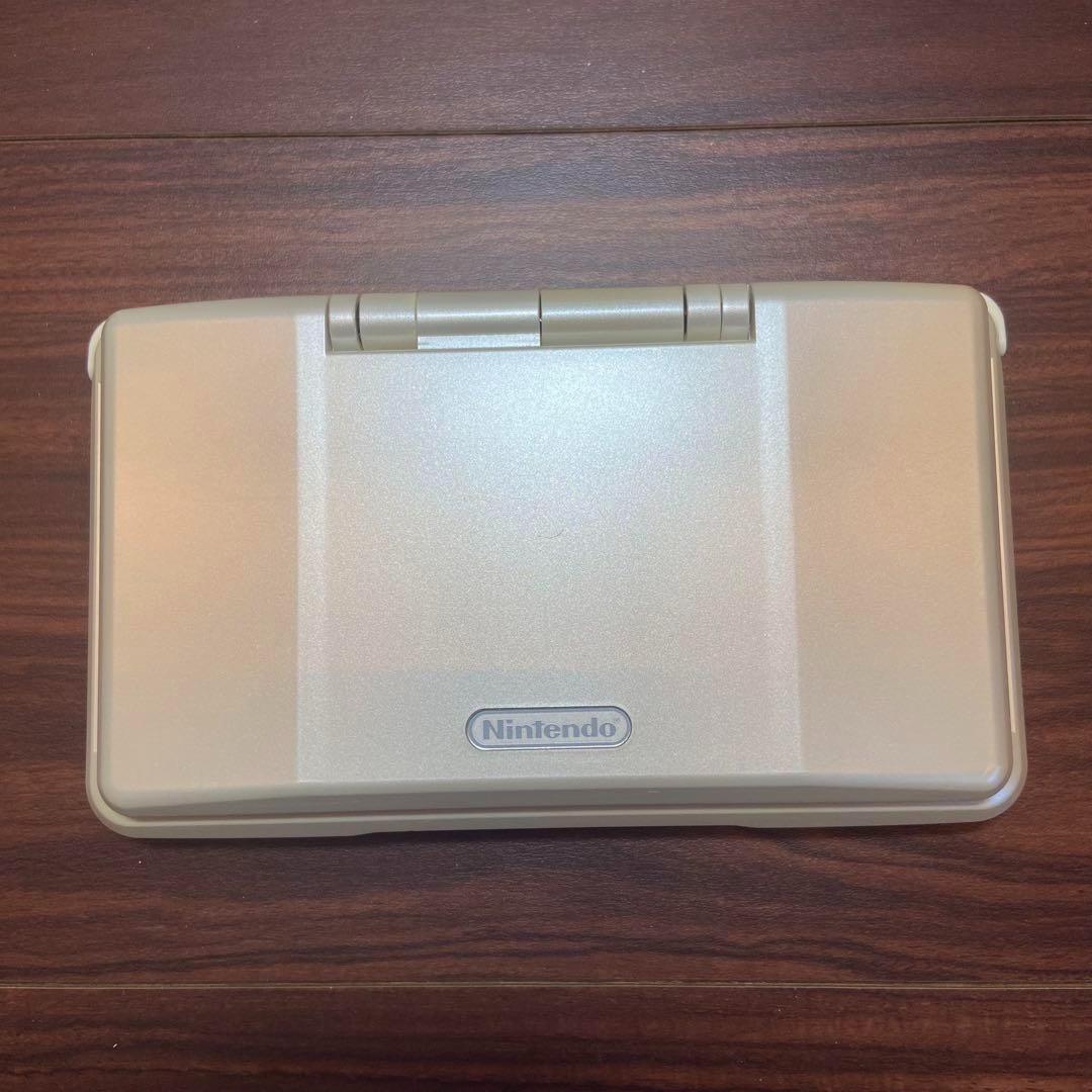 ニンテンドーDS 本体 ピュアホワイト 2562