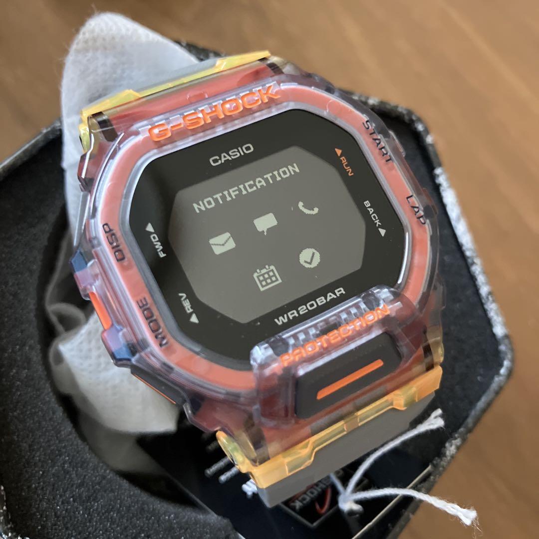 新品未使用　CASIO GBD-200SM-1A5 G-SQUAD グレー
