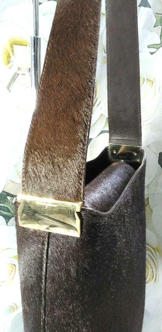 FERRAGAMO フェラガモ 毛皮のショルダーバッグ ブラウン 中古品 美品