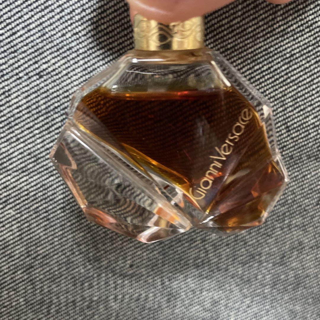 ジャンニ ヴェルサーチ ピュア パルファム 15ml